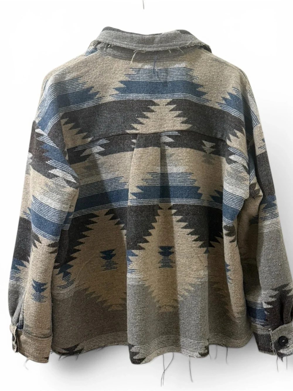 La Miel Eldora Aztec Distressed Raw Hem Oversized Shacket Jacket Small